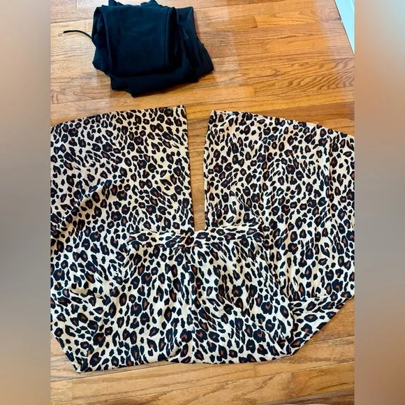 4 PAIR BUNDLE Size Large Women’s - Picture 4 of 9